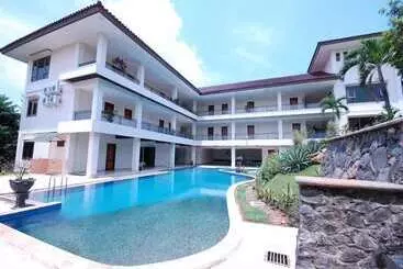 Gdw Hotel & Cottage
