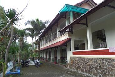 Pensiune Sukapura Permai