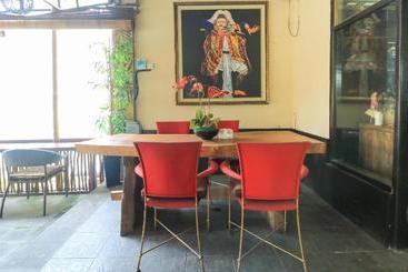 旅馆 Legong Dormitory