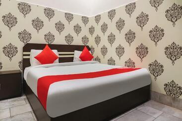 Shree Shyam Roseberry Hotel And Restaurant