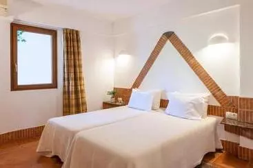 Resort Pedras D El Rei