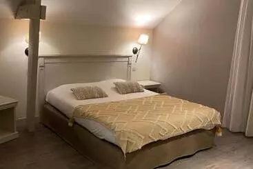 La Glycine Hotel Et Spa