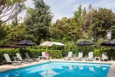 Hotel Le Petit Manoir Logis