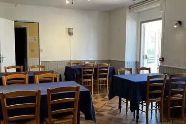 ホテル Les Montois