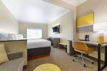 Hotel Comfort Suites Oceanside Camp Pendleton Area