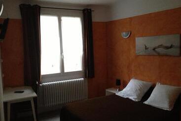 فندق La Locomotive