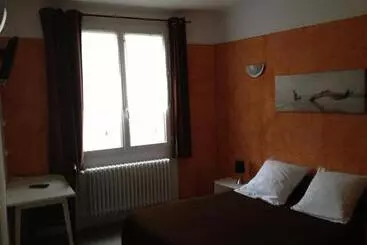 Отель La Locomotive