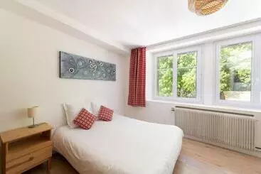 Отель Logis Hôtel Restaurant La Vigotte