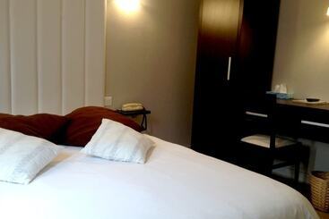 Hotel Logis L Auberge Picarde