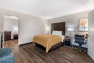 فندق Quality Inn Burbank Airport