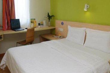 Hotel 7 Days Inn Chifeng Passenger Terminal Branch