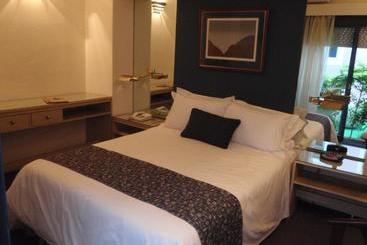 Hotel Parana  Plaza Jardín