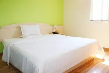 Hotel 7days Inn Heze Juancheng Bus Station