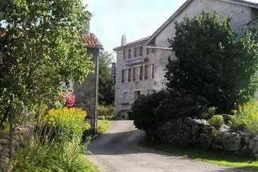Hotel Au Pont De Raffiny