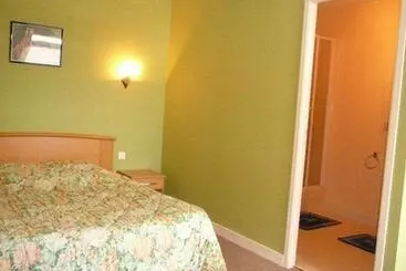 酒店 Les Voyageurs