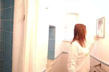 膳宿费 Il Camaleonte