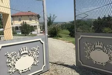 Majatalo Maison Petit Perlage B&b And Champagne