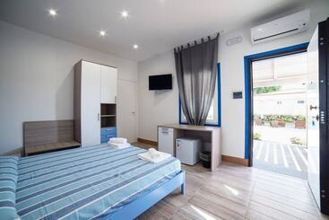 ホテル Dream Village