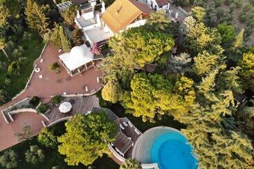 Отель Villa Delle Querce Resort