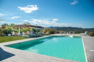 پانسیون Botanic Golf Sacuba & Resort