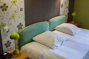 בית מלון כפרי Logis Auberge De La Fontaine