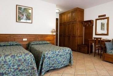 ホテル Villa Plinia