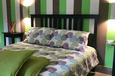 مبيت وإفطار Le Donne Di Giannino