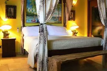 Antigua B&b