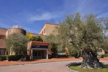 Отель Four Points By Sheraton Siena