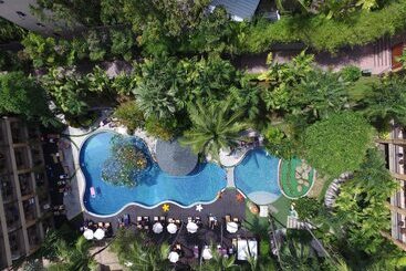 Отель Peach Hill Resort   Sha Extra Plus