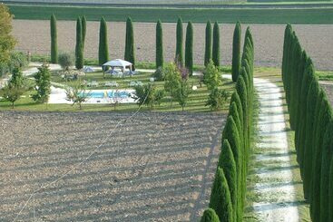 田舎風ホテル Bb Mambrotta