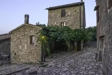 田舎風ホテル Agriturismo La Colombella