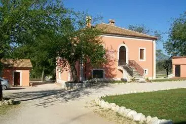 田舎風ホテル Agriturismo La Palazza