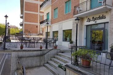 Hotel La Lucciola