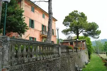 هتل Torre Di Jano