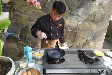 Sturgis Boutique Hotel Cipanas