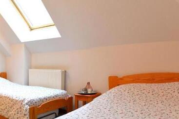 هتل Auberge La Cure