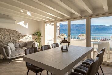 تختخواب و صبحانه Vista Lago