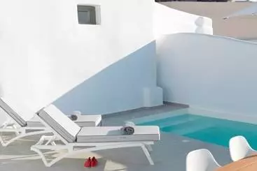 Hotel Drops Cave Houses