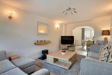 Cosy Cottage In Padstow With Gas Fireplace And A Nice Garden With Terrace