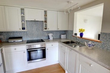 Rural Cottage Near The Beach And A Nature Reserve