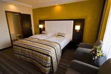 酒店 Moers Van Der Valk