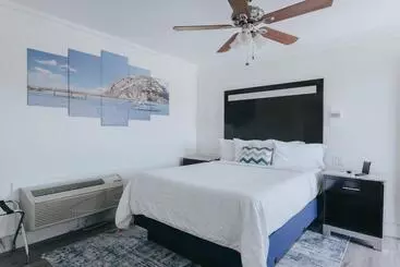 酒店 Sea Air Inn & Suites   Downtown   Restaurant Row