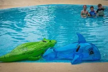 استراحتگاه Club Cala Romani