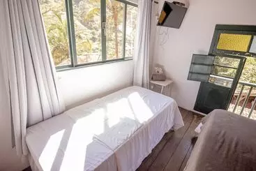 ホテル Fazenda Cachoeira Da Furna