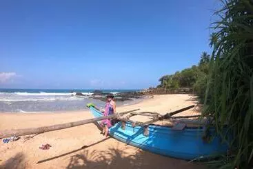 Hotelli Inn Sea Horizon Ahungalla