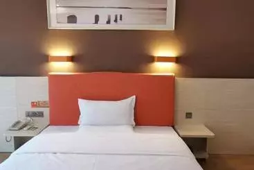 Hotel 7 Days Premium Yueyang Baling Dong Road High Speed Railway Station