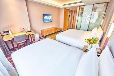 Lavande Hotel Changchun Peoples Square