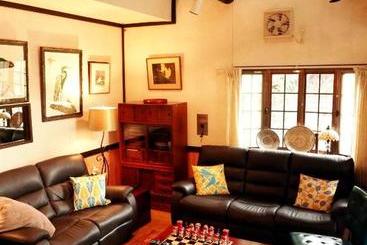 Pensione Gableview Forest Inn ゲーブルビュー