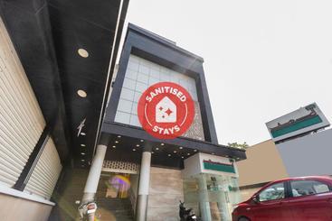 Hotel Collection O 71607 Apple Valley Inn